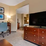 Comfort Suites Near Universal Orlando Resort