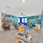 Waterfront 8Br5Ba Game Room/Pool/Spa/Office Space