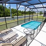 Disney Area Executive Plus Homes