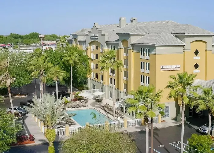 Galleria Palms Orlando - Free Theme Park Shuttles