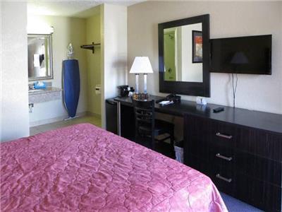 Travelodge By Wyndham Orlando At Heart Of International Drive