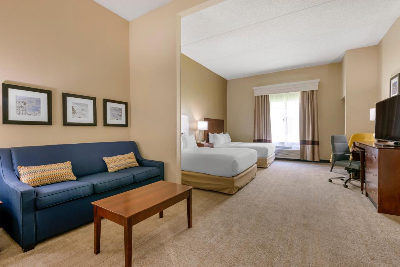 Hotel Comfort Near Universal 3*