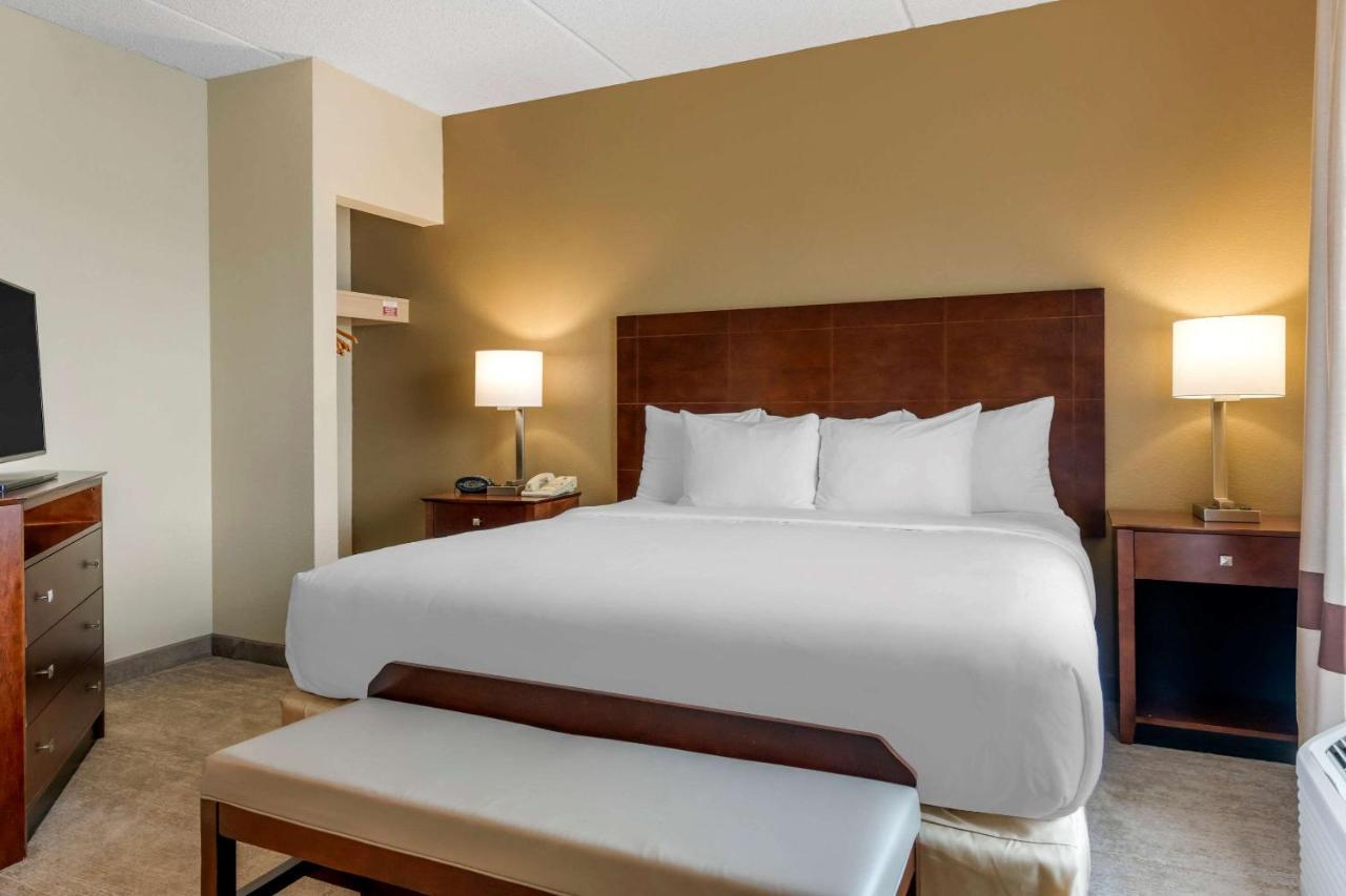 Hotel Comfort Near Universal 3*