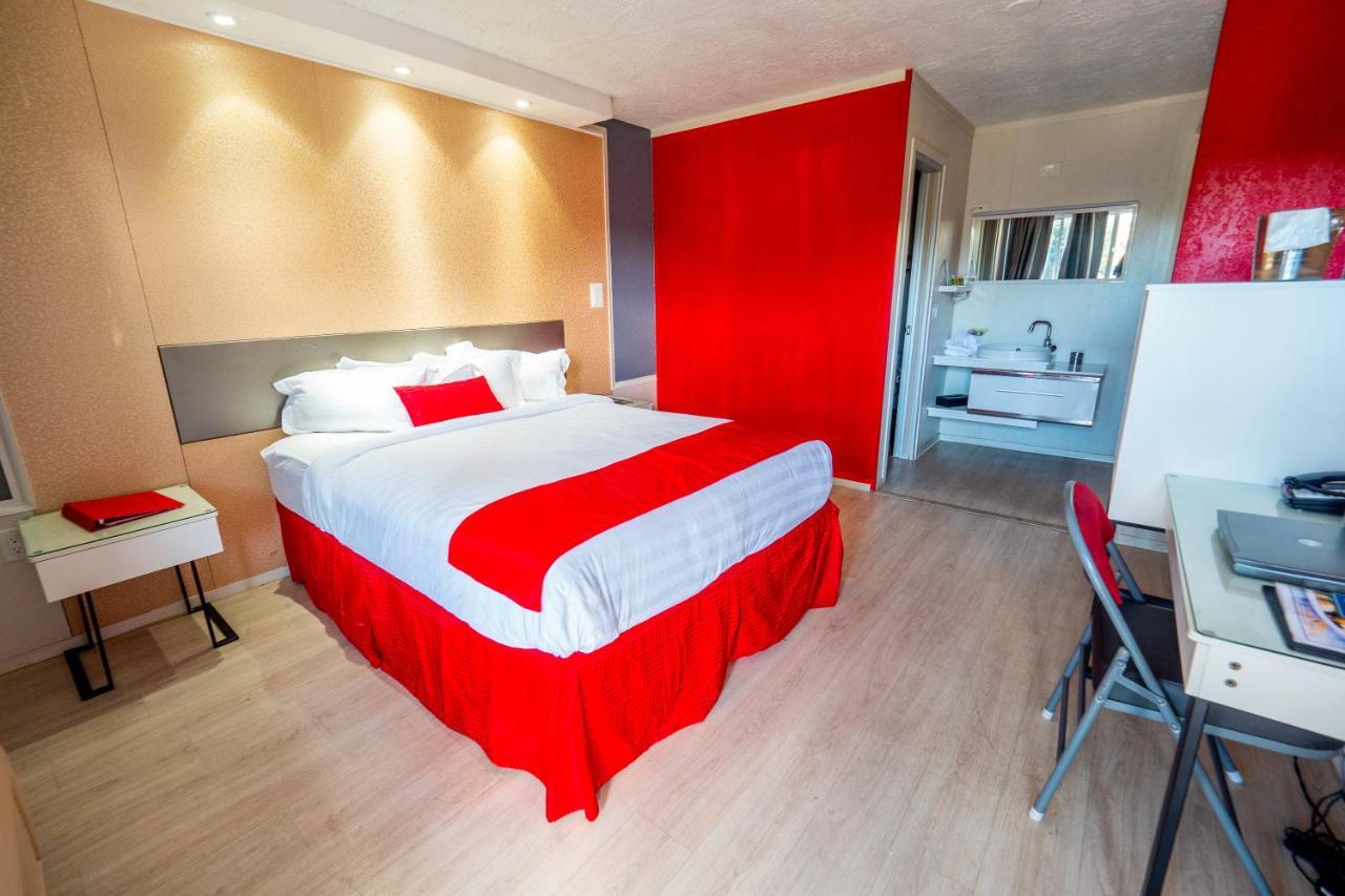 Travelodge By Wyndham Orlando At Heart Of International Drive