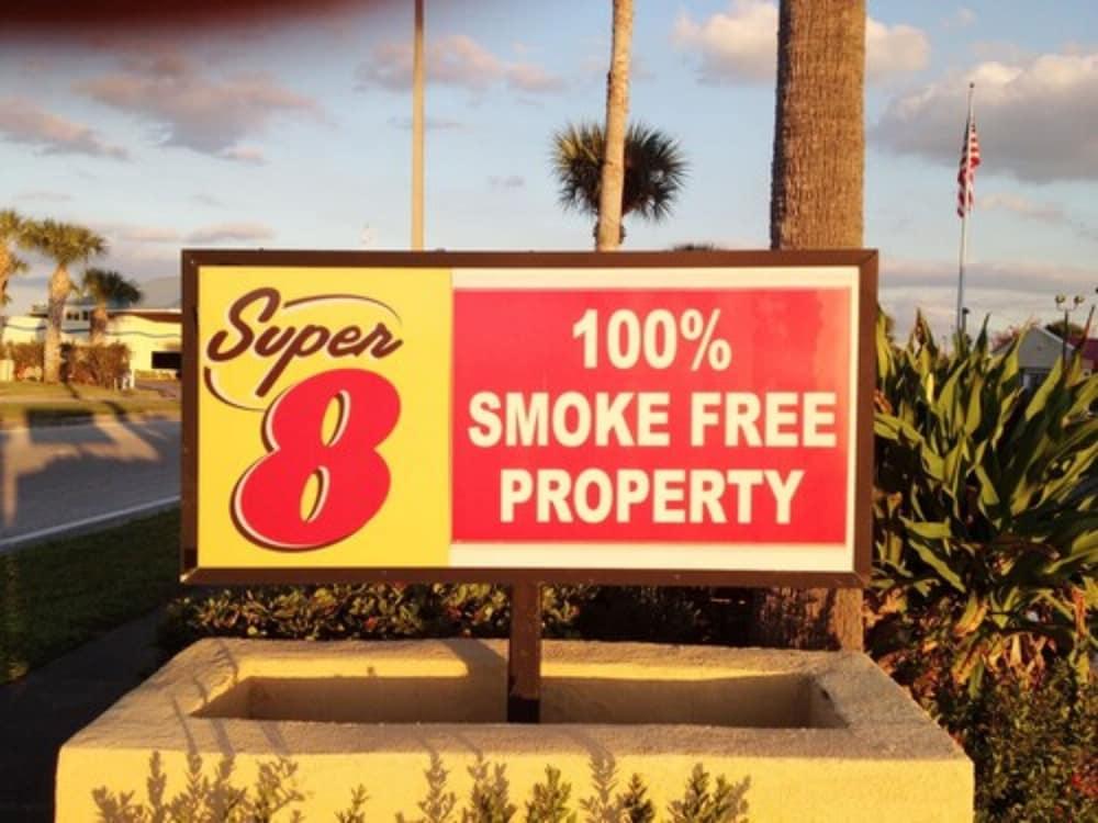 Super 8 By Wyndham International Drive Hotel Orlando