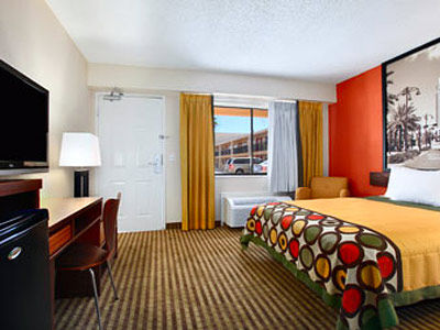 Super 8 By Wyndham International Drive