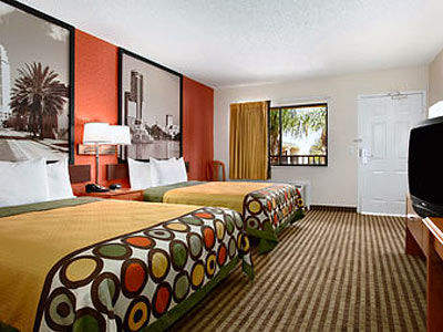 Super 8 By Wyndham International Drive Orlando