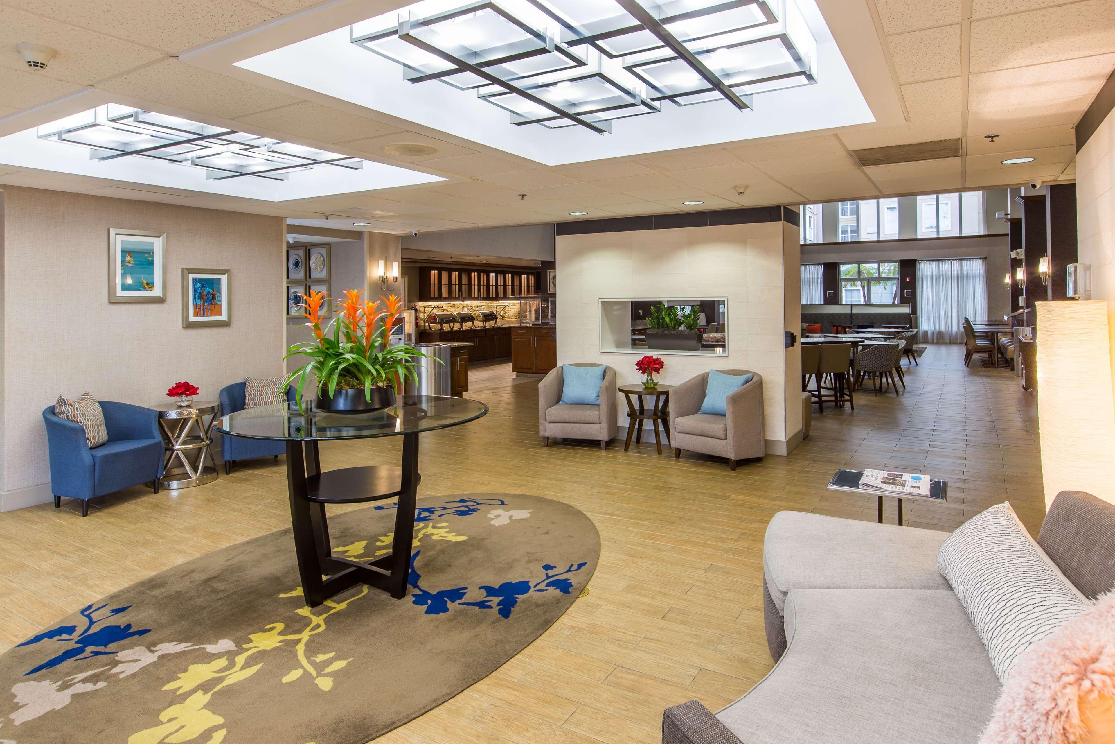 Homewood Suites By Hilton Orlando-International Drive Convention Center Hotel 3*