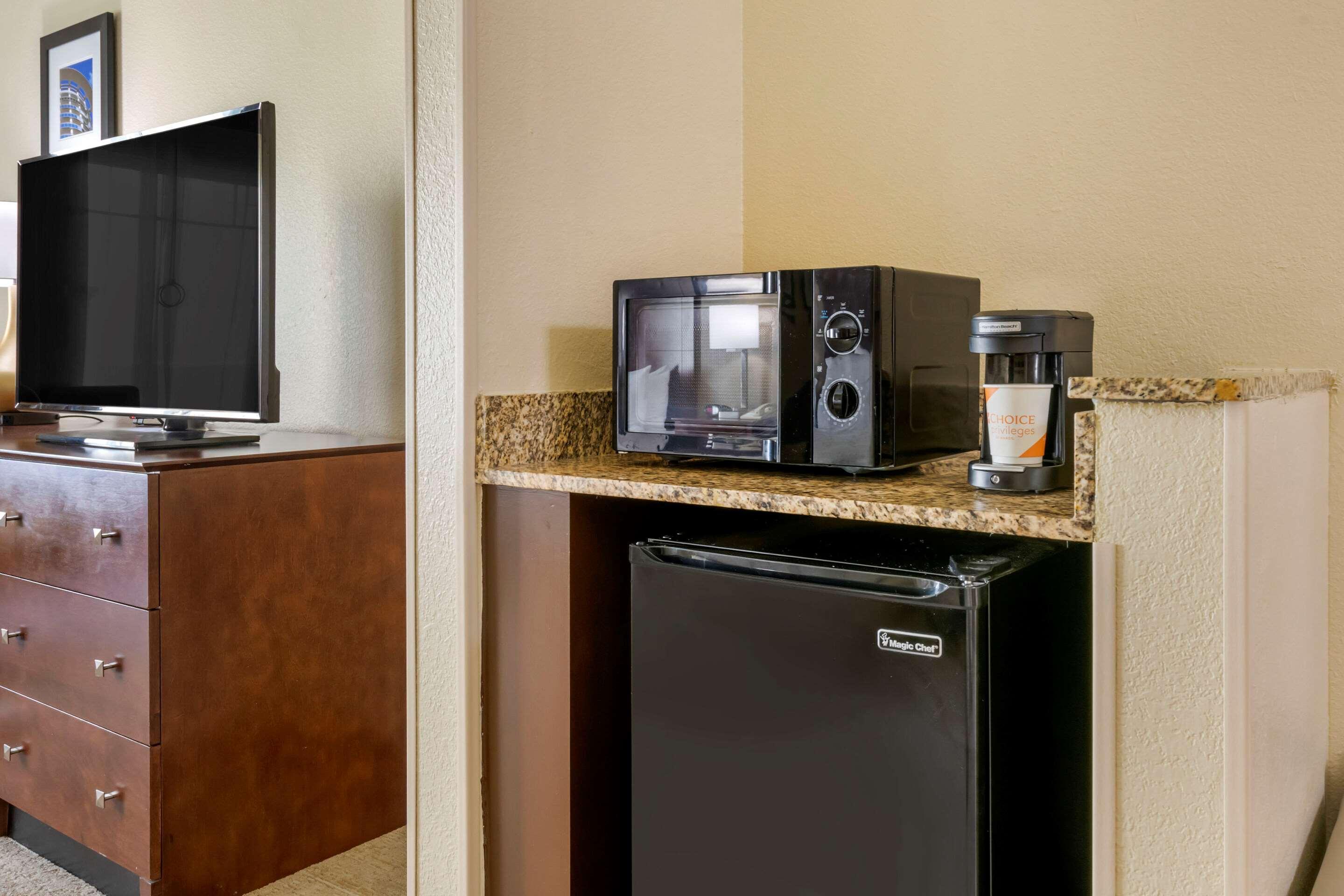 Comfort Near Universal 3*
