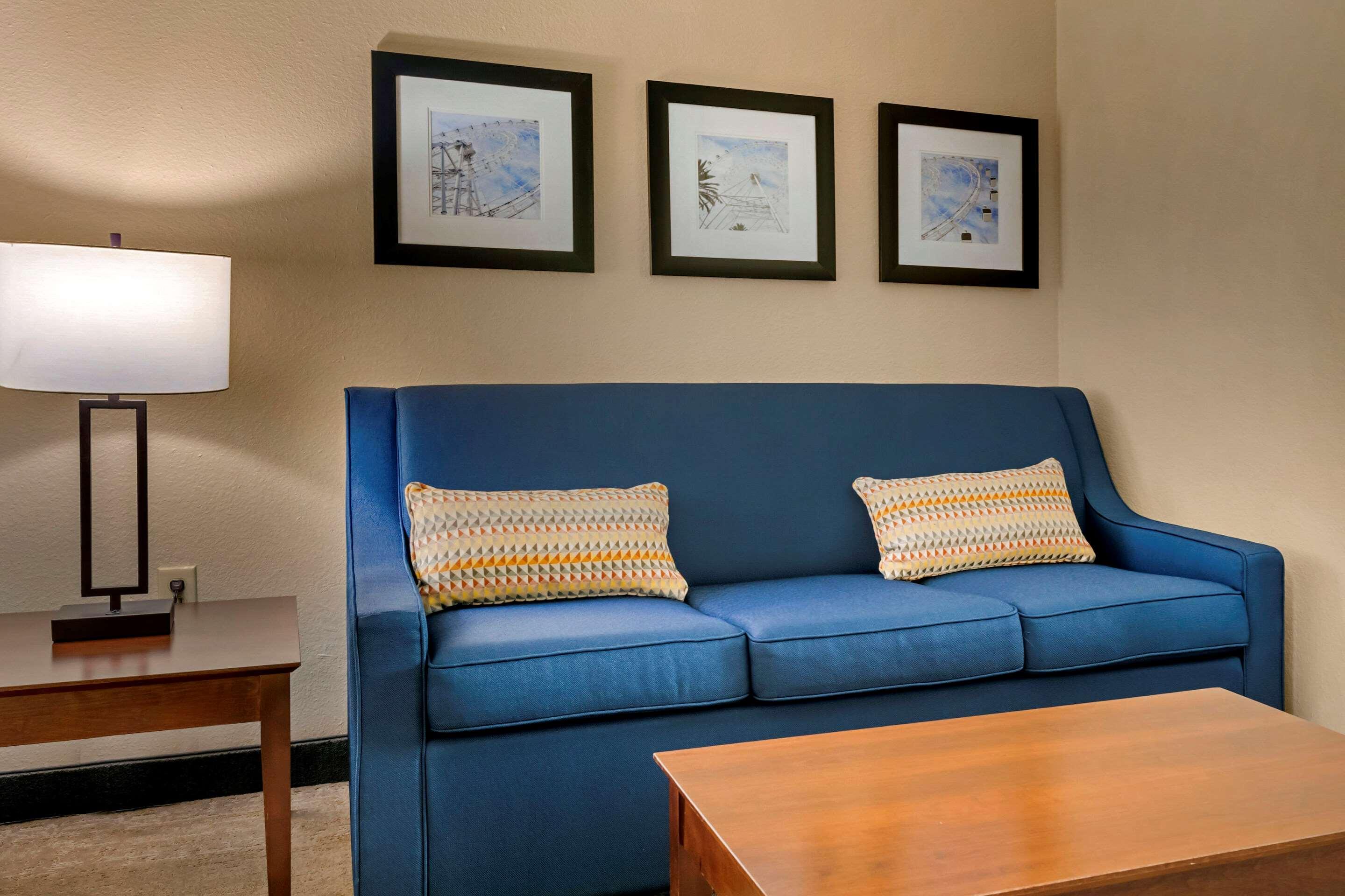 Comfort Near Universal Hotel