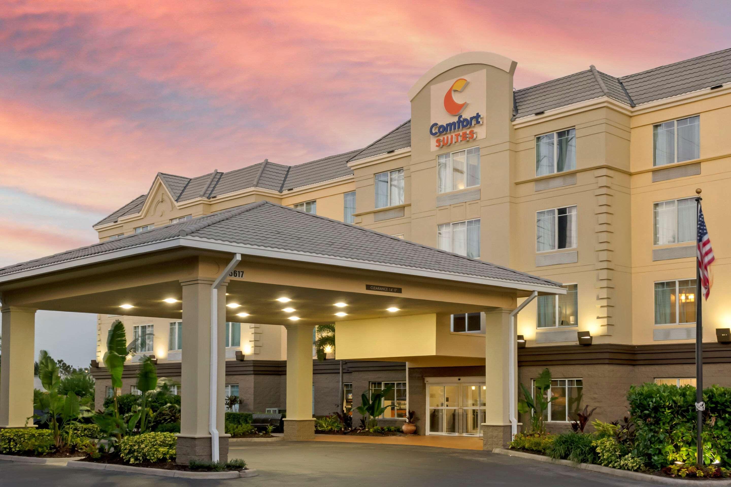 Hotel Comfort Near Universal 3*
