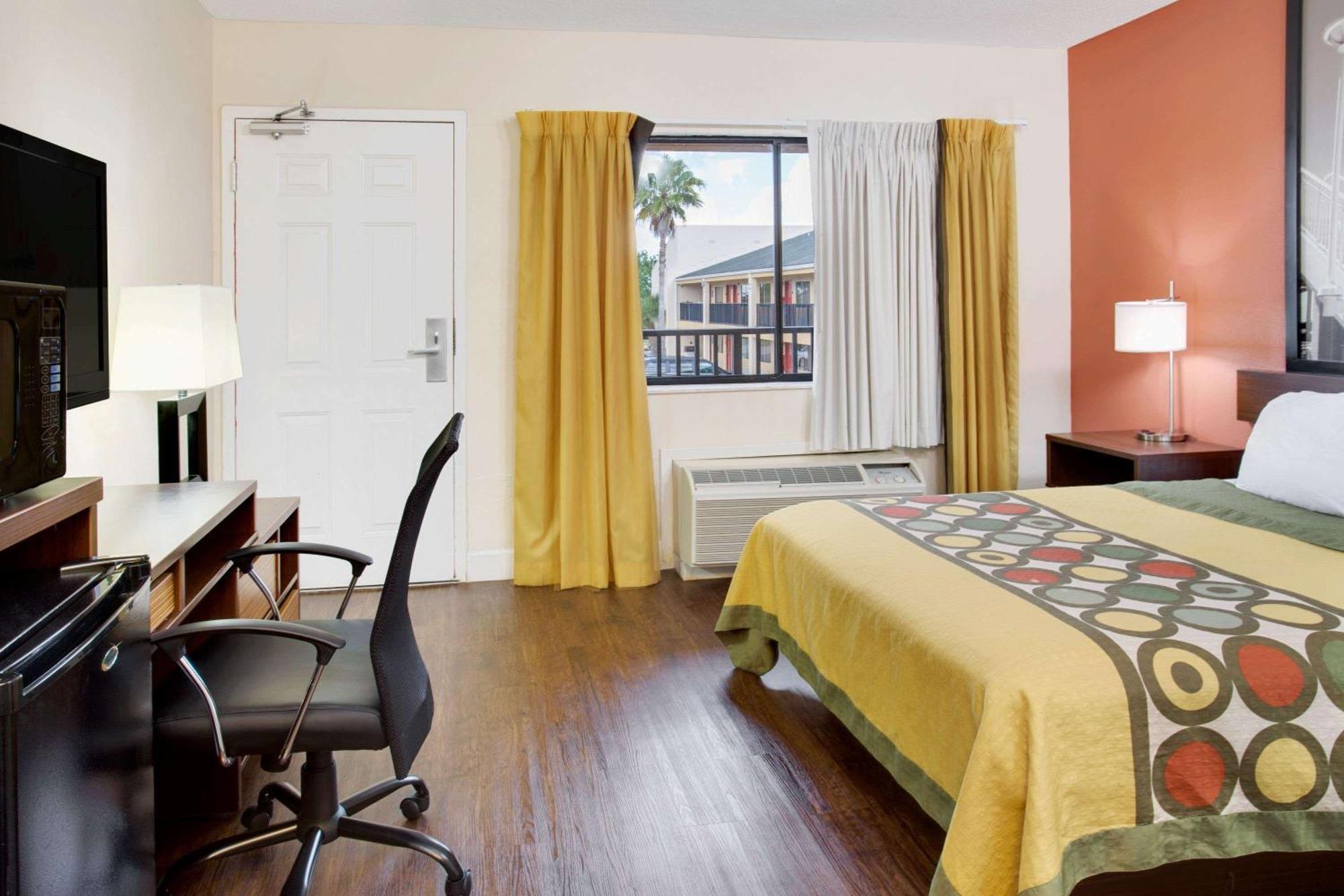 Super 8 By Wyndham International Drive Hotel 2*