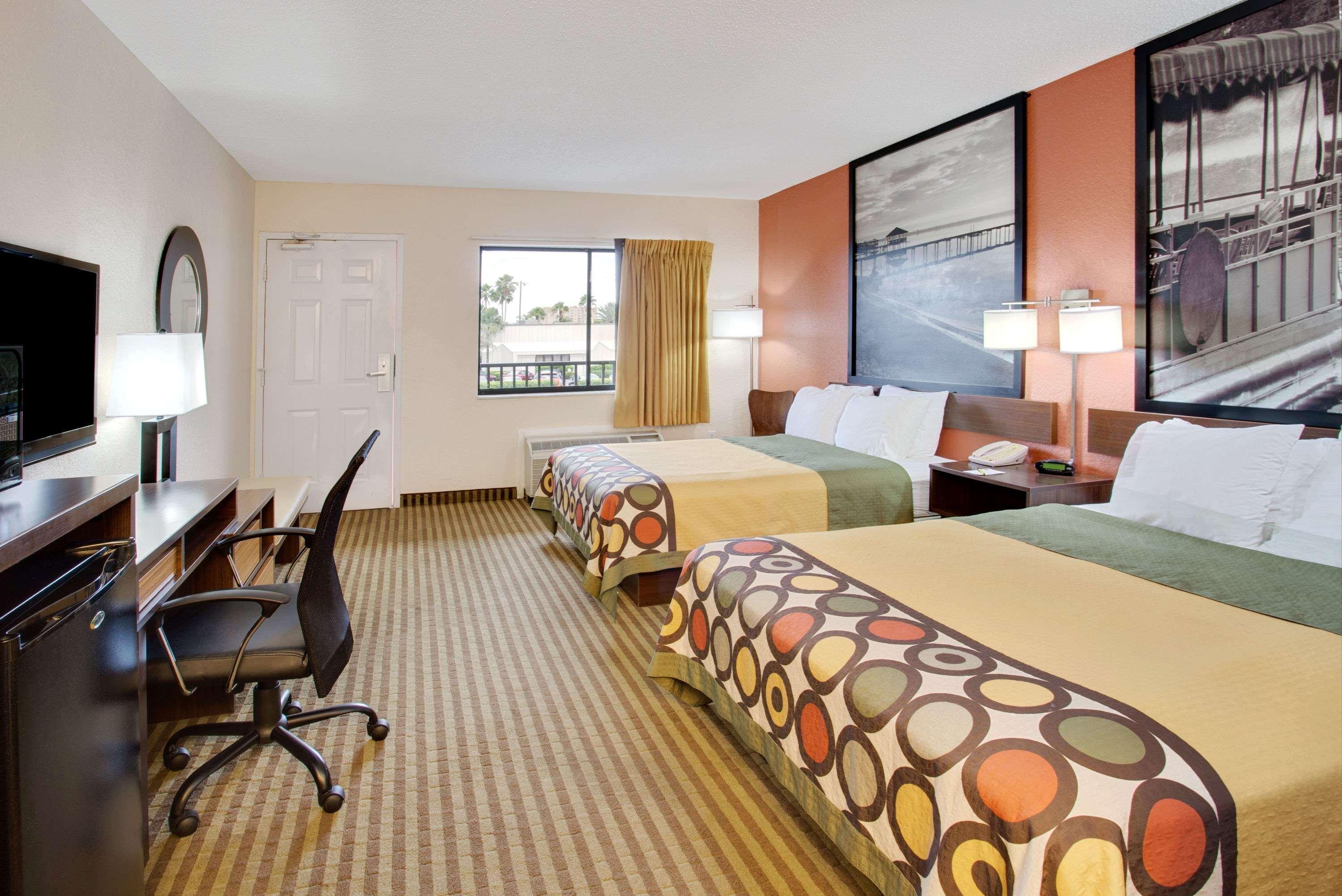 Super 8 By Wyndham International Drive 2*