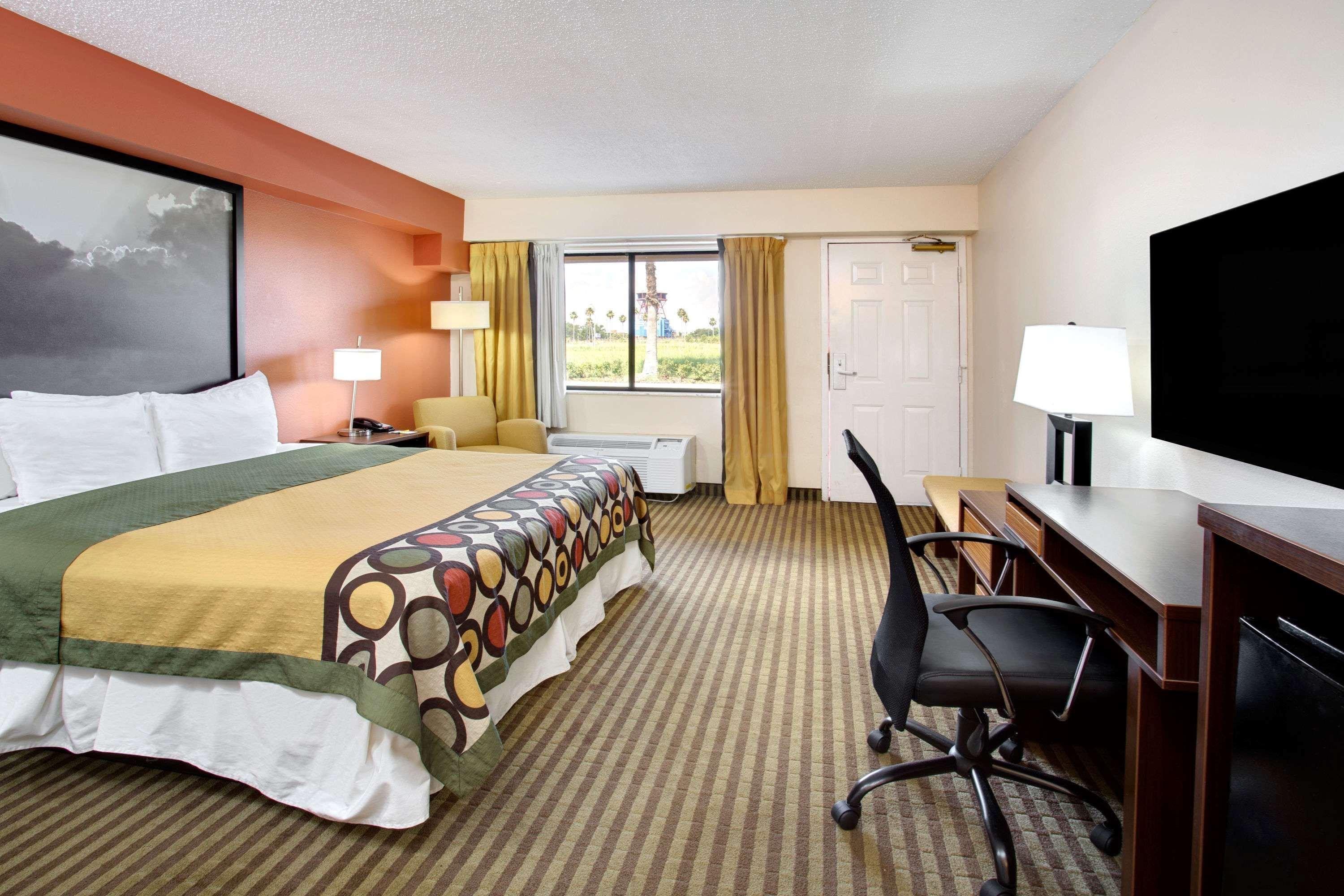 Super 8 By Wyndham International Drive Hotel 2*