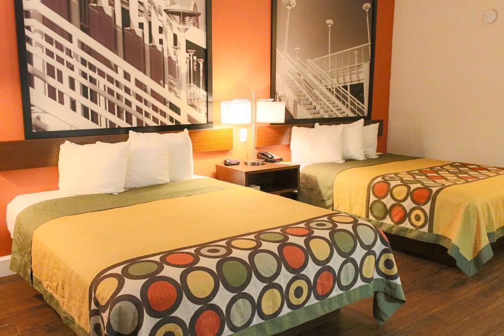 Super 8 By Wyndham International Drive