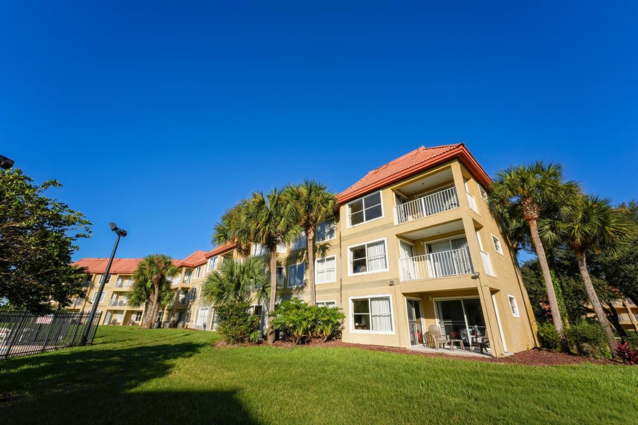 Parc Corniche Condominium Resort