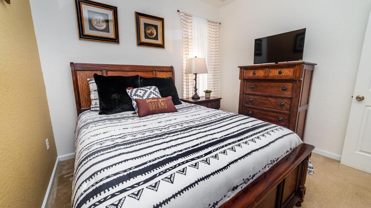 2696 Manesty Holiday home
