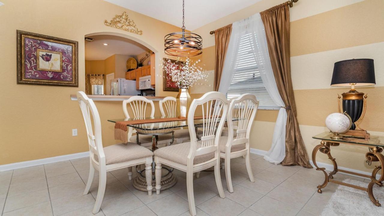2696 Manesty Holiday home