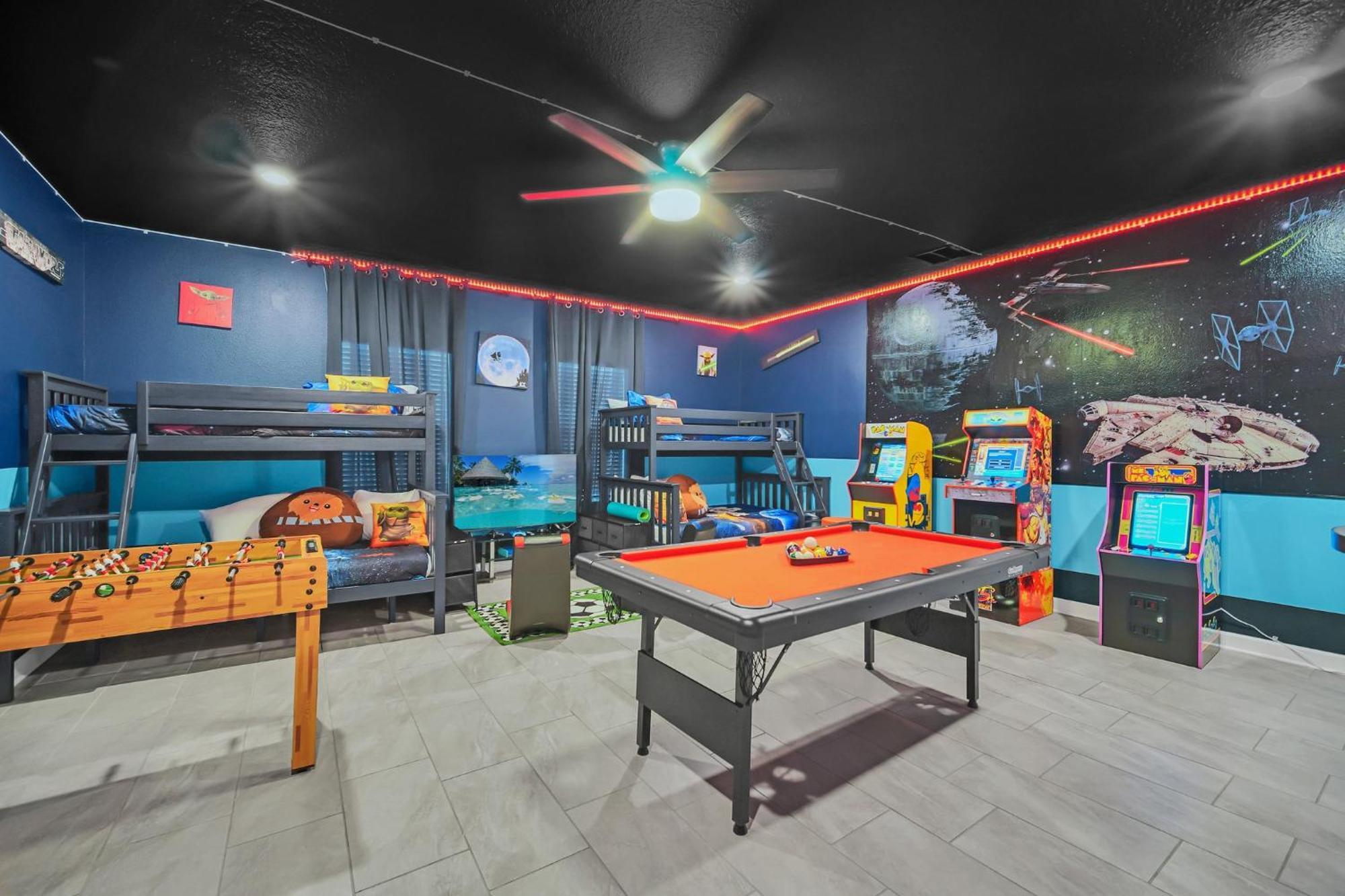 Waterfront 8br5ba Game Room/pool/spa/office Space *
