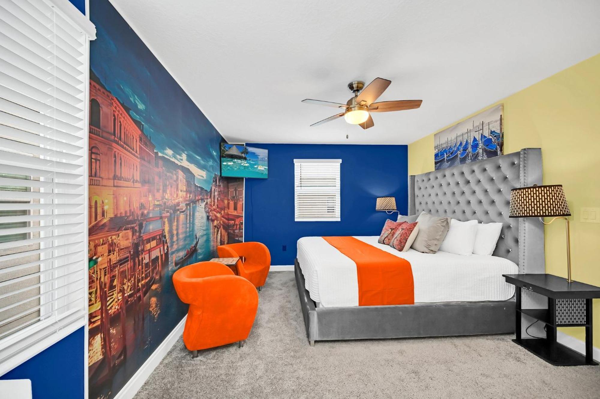 Waterfront 8br5ba Game Room/pool/spa/office Space Villa Kissimmee