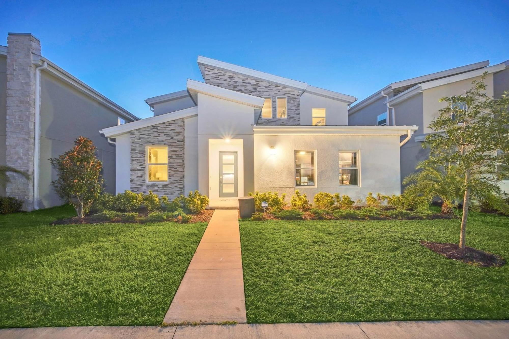 Waterfront 8br5ba Game Room/pool/spa/office Space *