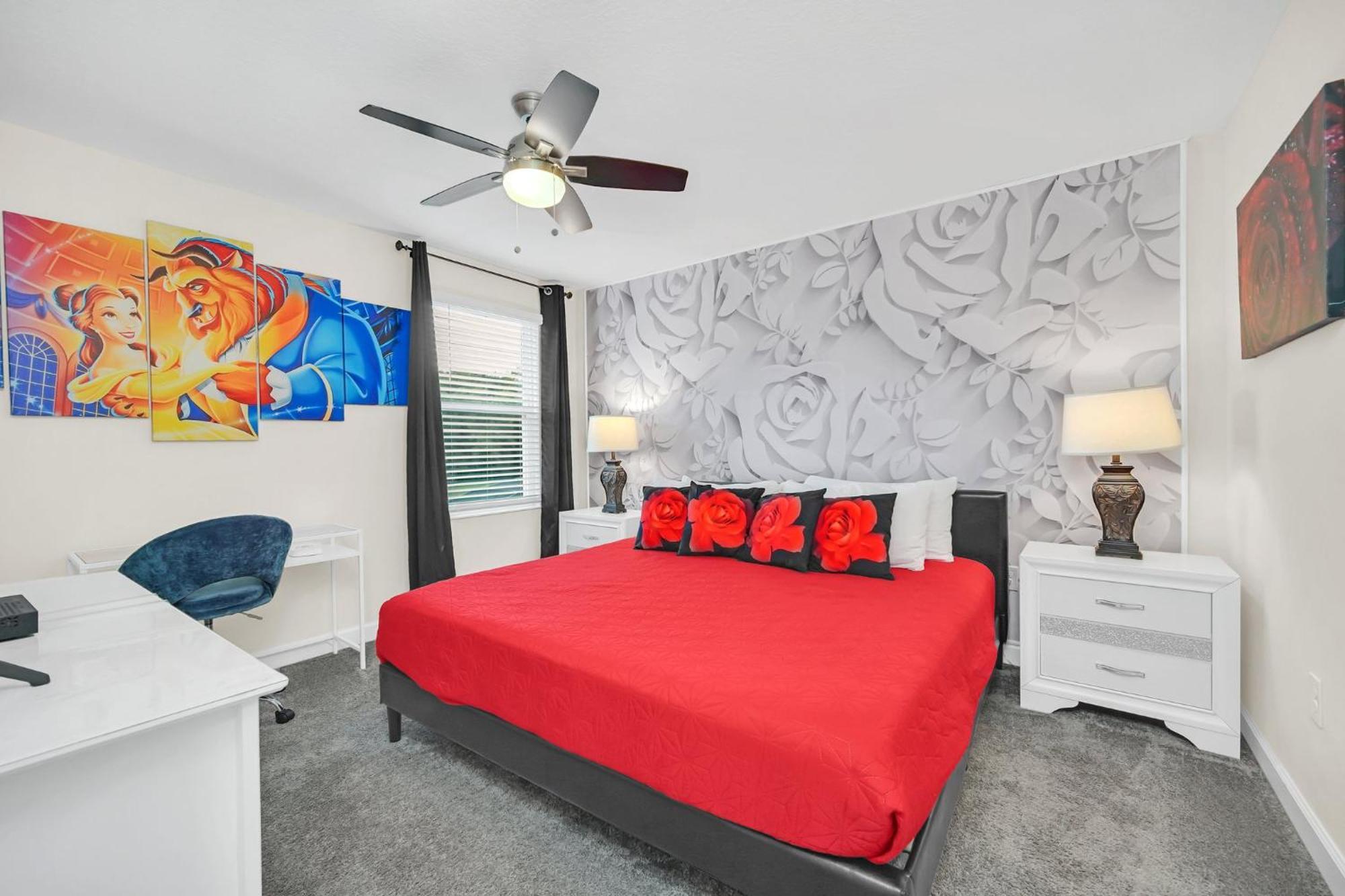 Villa Waterfront 8br5ba Game Room/pool/spa/office Space Kissimmee