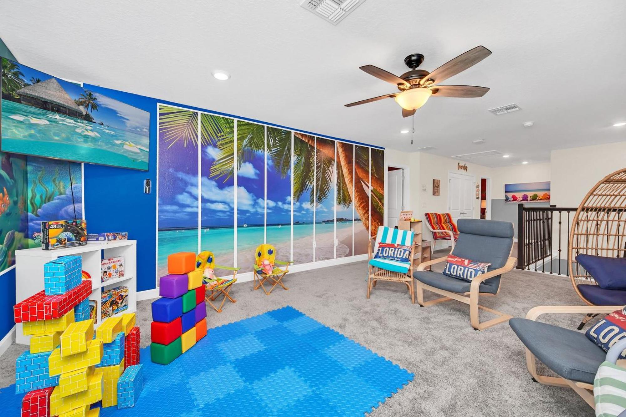 Waterfront 8br5ba Game Room/pool/spa/office Space Villa Kissimmee