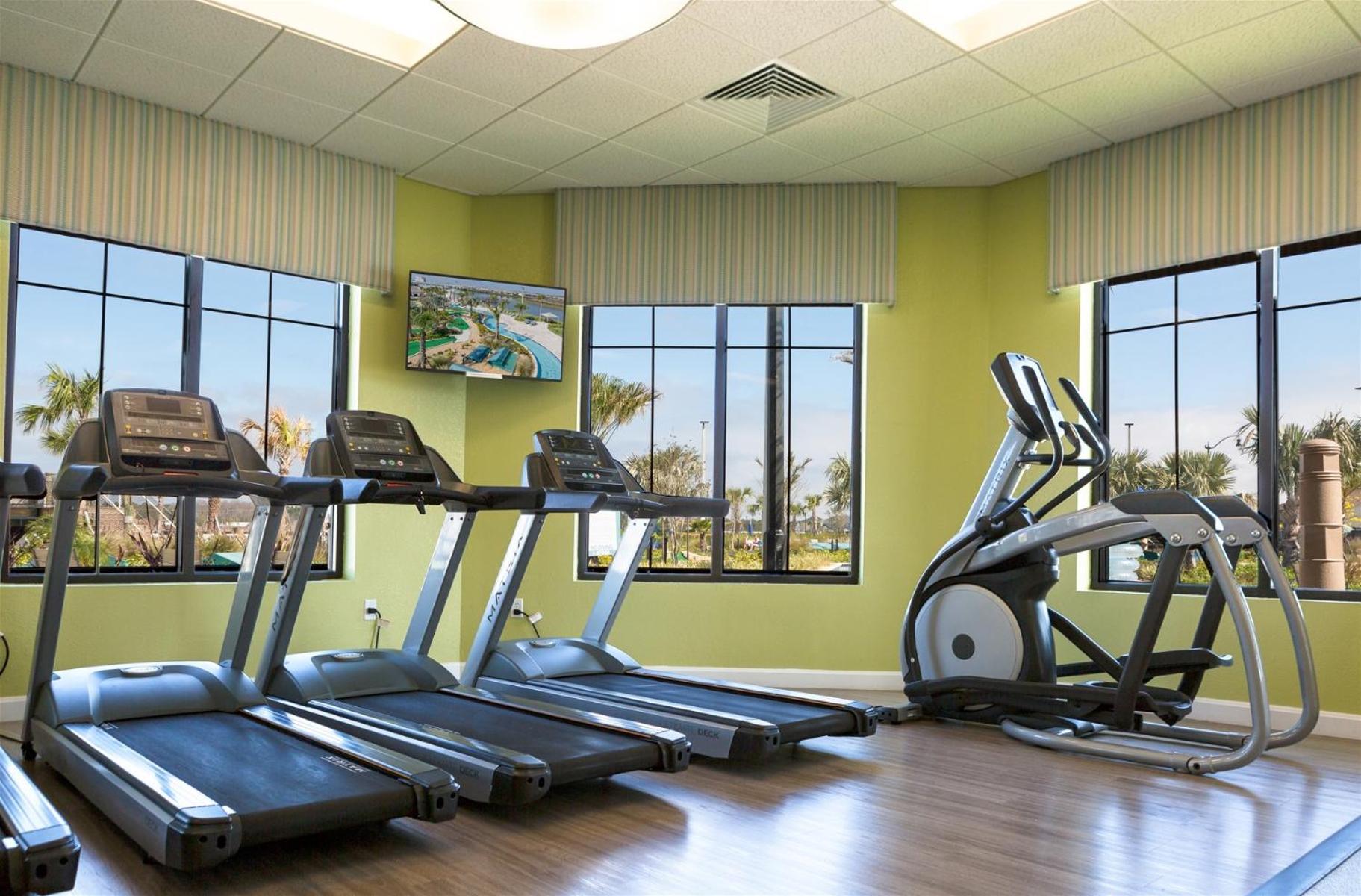 Villa Waterfront 8br5ba Game Room/pool/spa/office Space Kissimmee