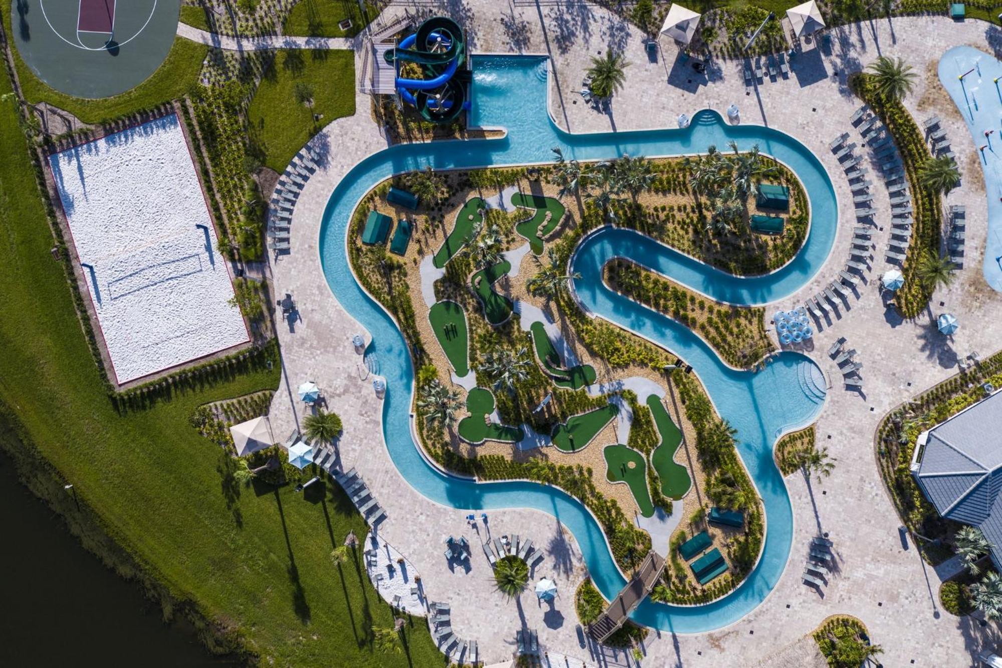 Waterfront 8br5ba Game Room/pool/spa/office Space Villa