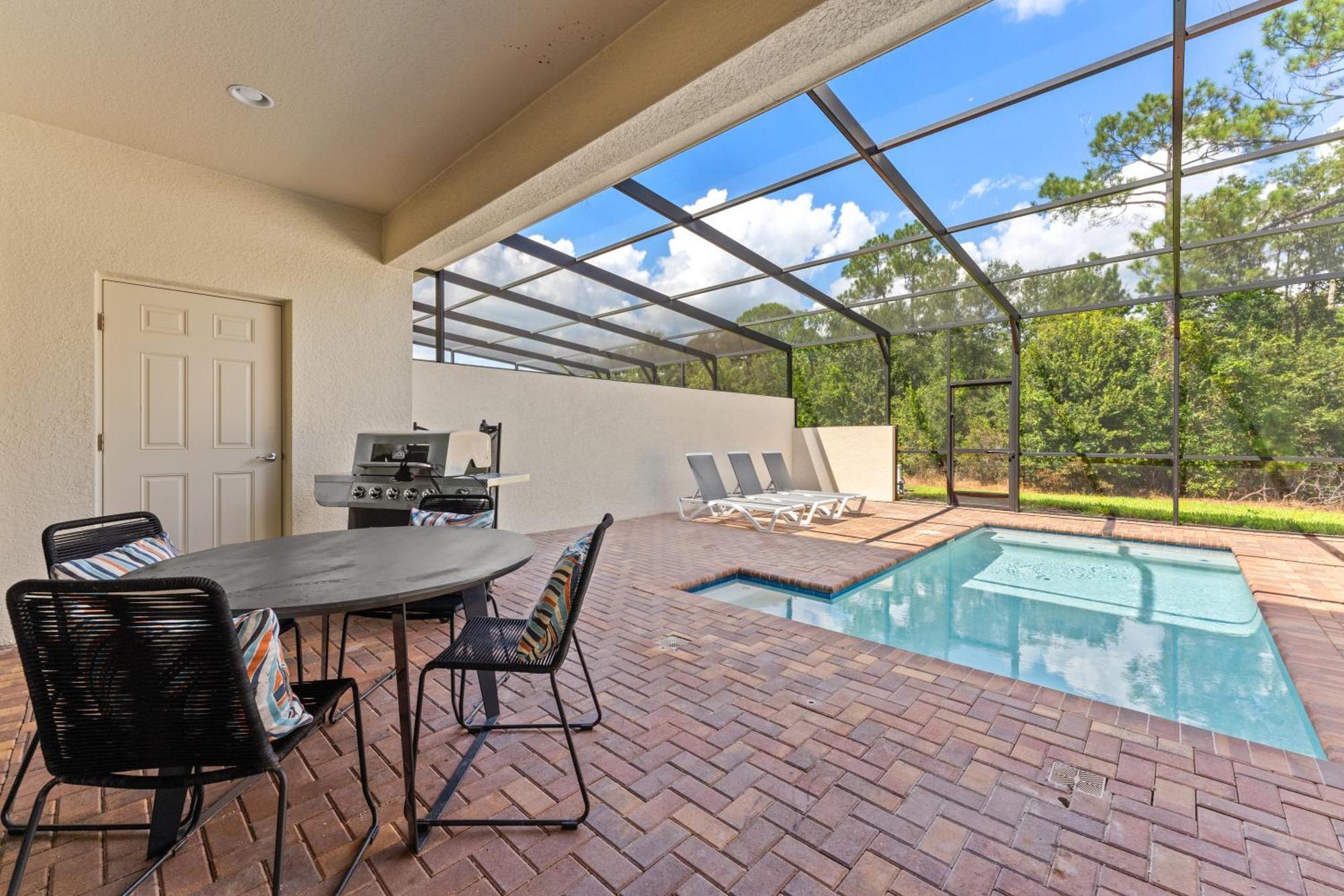 8879 Windsor Renovated 11guests Pool Heat Near 192