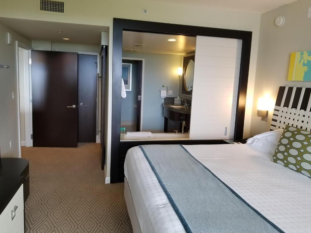 Bay Tower At Disney's Contemporary 4* Lake Buena Vista