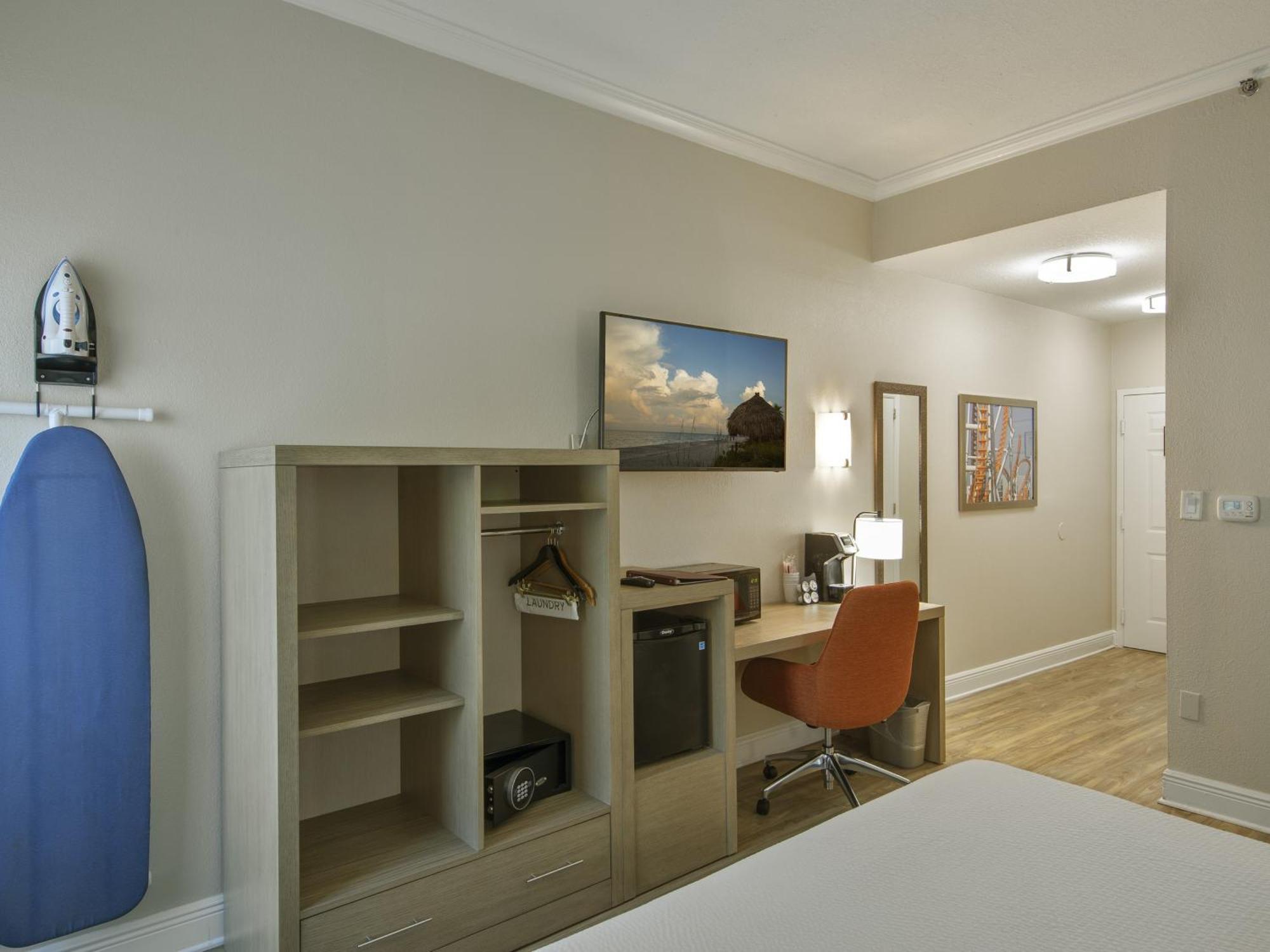 Galleria Palms Orlando - Free Theme Park Shuttles Hotel Four Corners