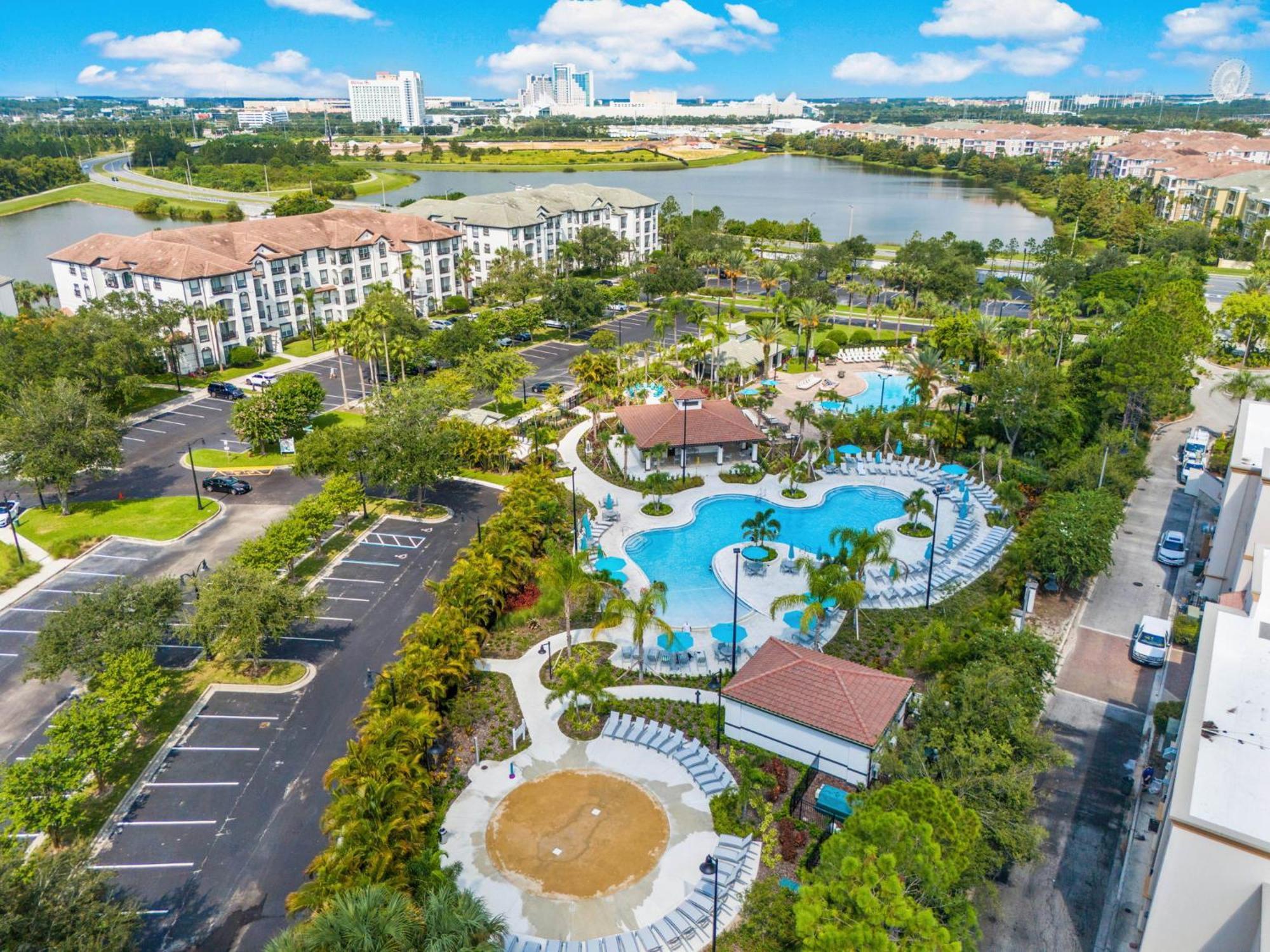 Lakefront Sights Resort *