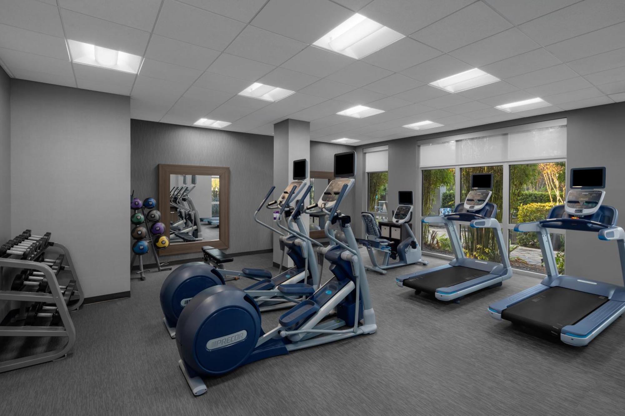 Courtyard By Marriott Orlando South/grande Lakes Area Hotel