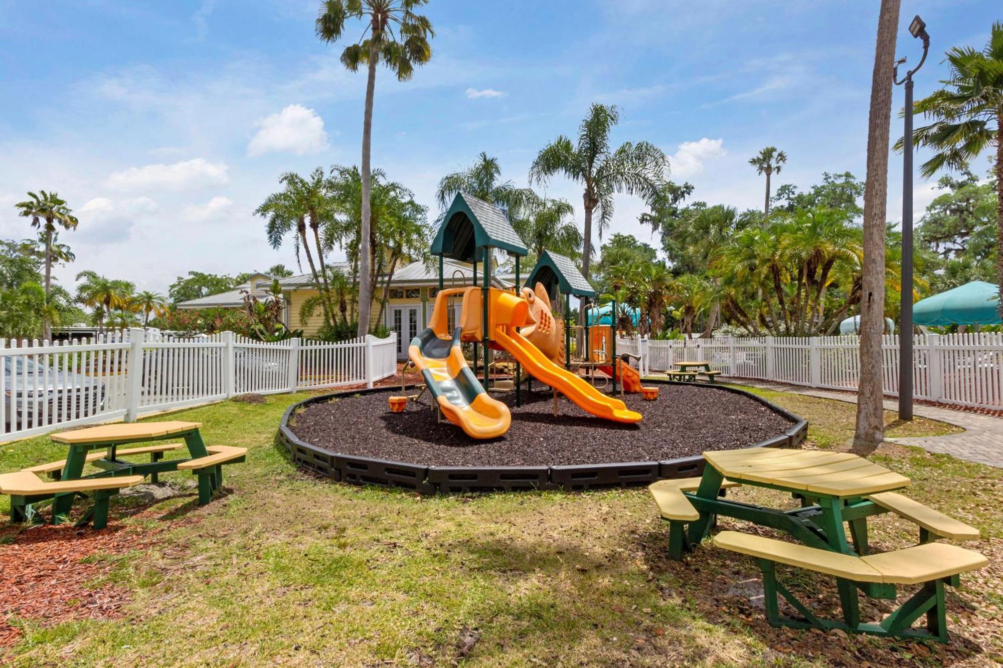 Tropical Palms Resort Holiday home Celebration