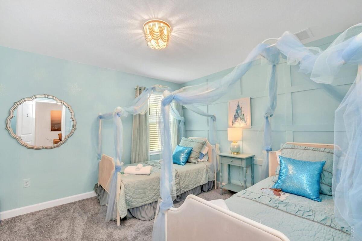 Brand New Storey 10 Bedroom With Pool Kissimmee