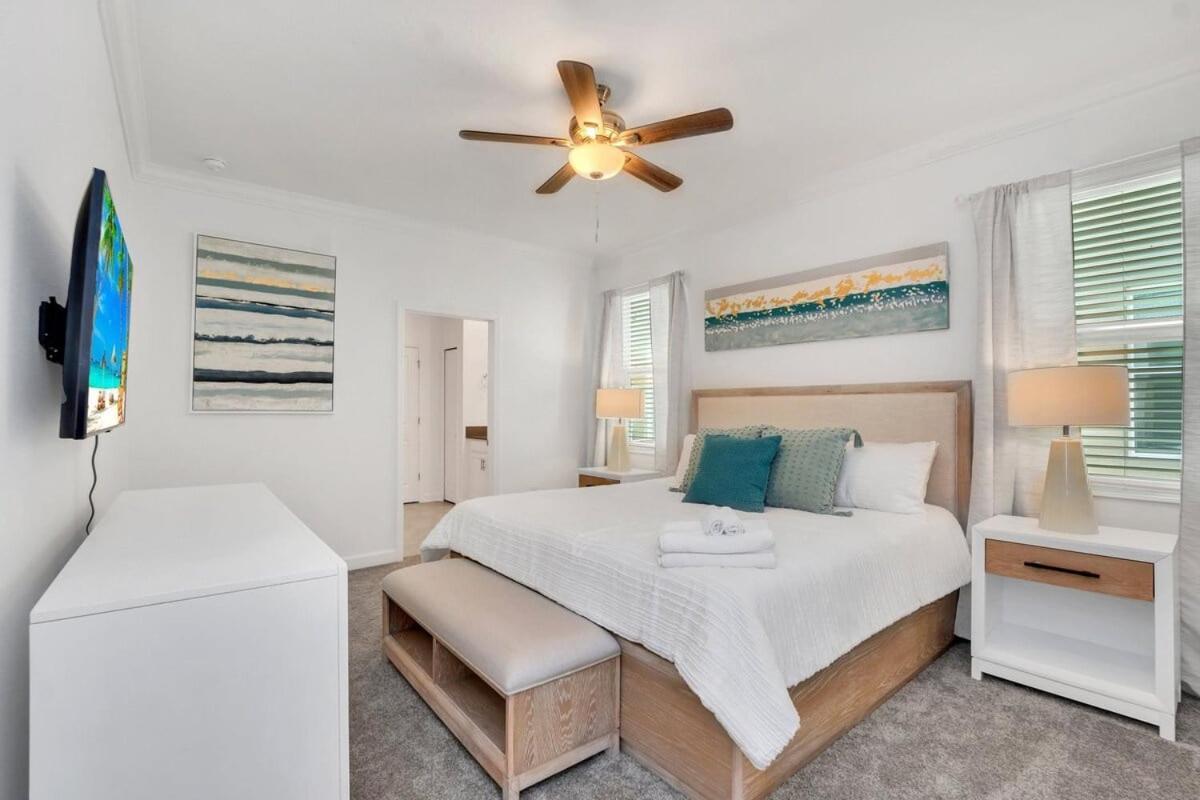 Brand New Storey 10 Bedroom With Pool Holiday home Kissimmee