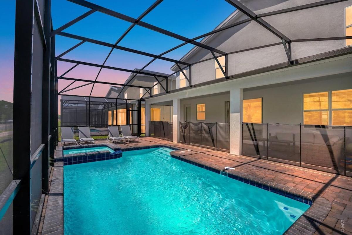 Brand New Storey 10 Bedroom With Pool * Kissimmee