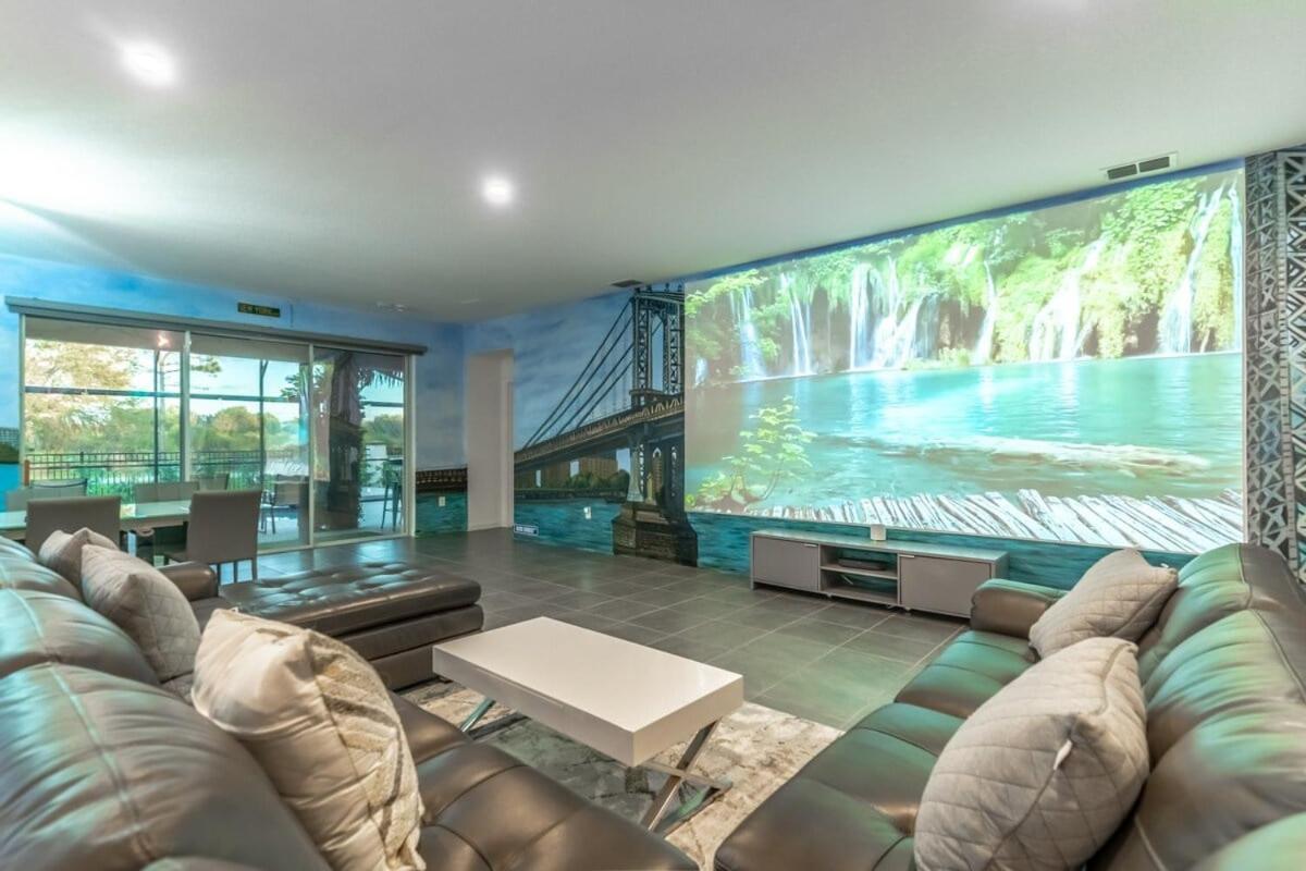 Brand New 15br Mansion Pool Close To Holiday home *