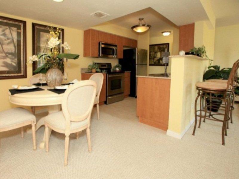Laguna Bay Apartment *