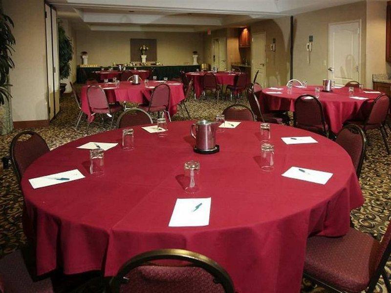 Homewood Suites By Hilton Orlando-International Drive Convention Center Hotel 3*
