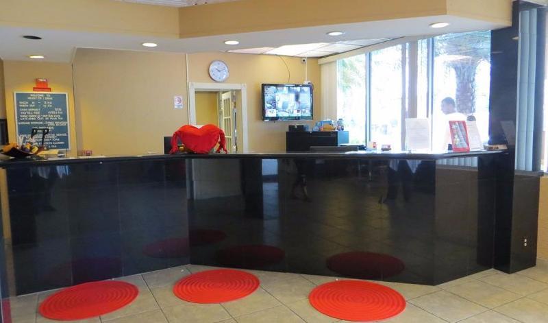 Motel Travelodge By Wyndham Orlando At Heart Of International Drive 2*