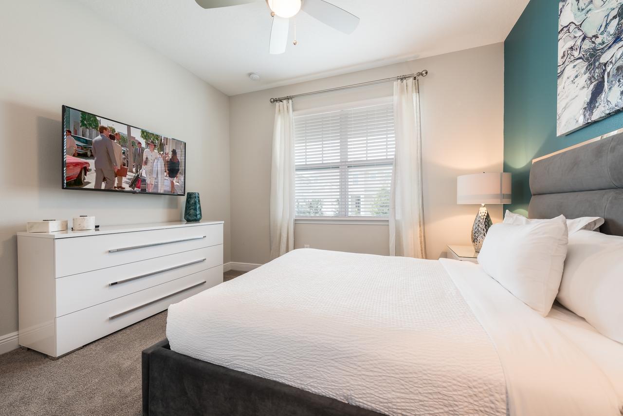 Encore 4136 5 Bedroom Water Park *