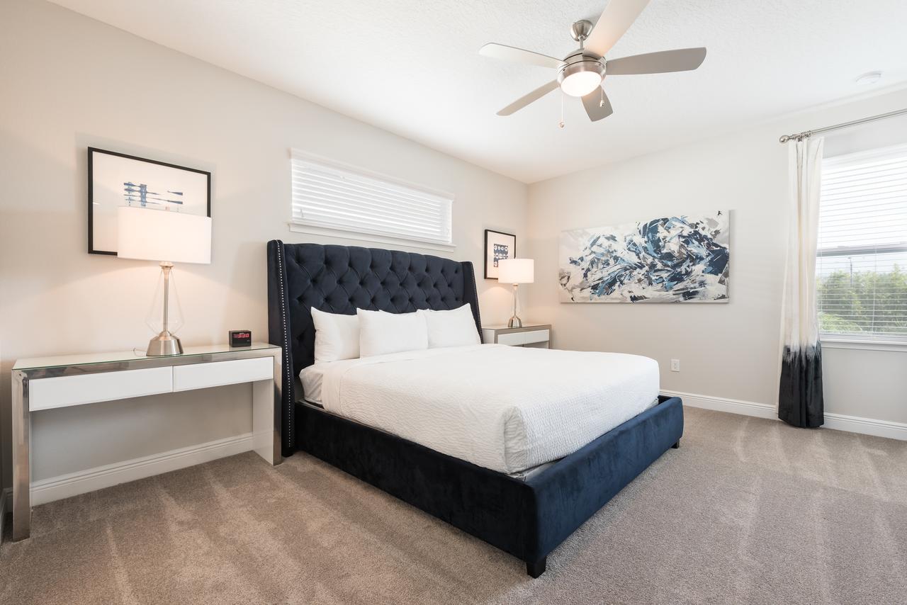 Encore 4136 5 Bedroom Water Park Villa *