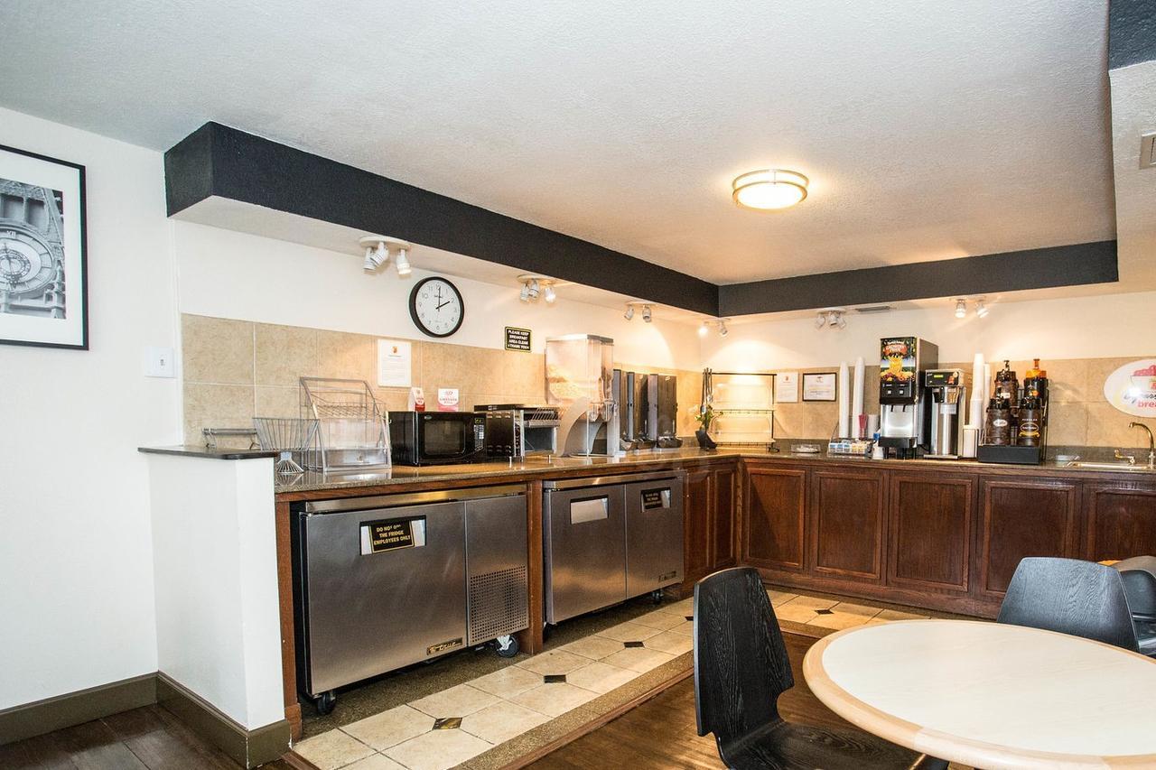 Super 8 By Wyndham International Drive Hotel 2*