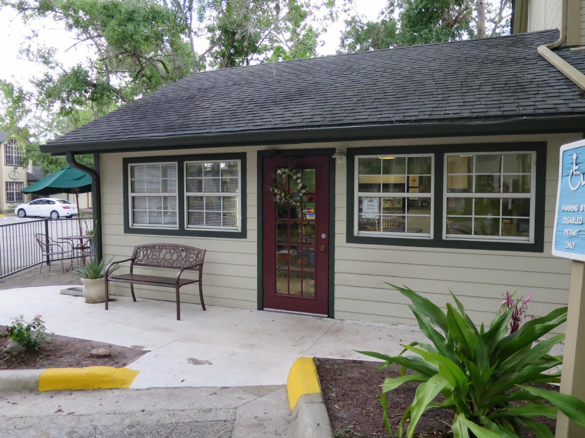Oak Plantation Resort 3*