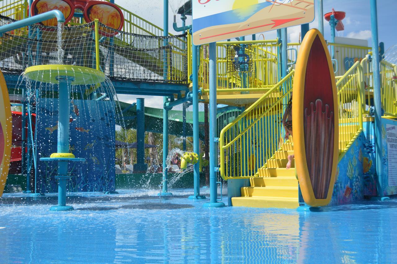 Dreams Luxury With Private Water Park Villa