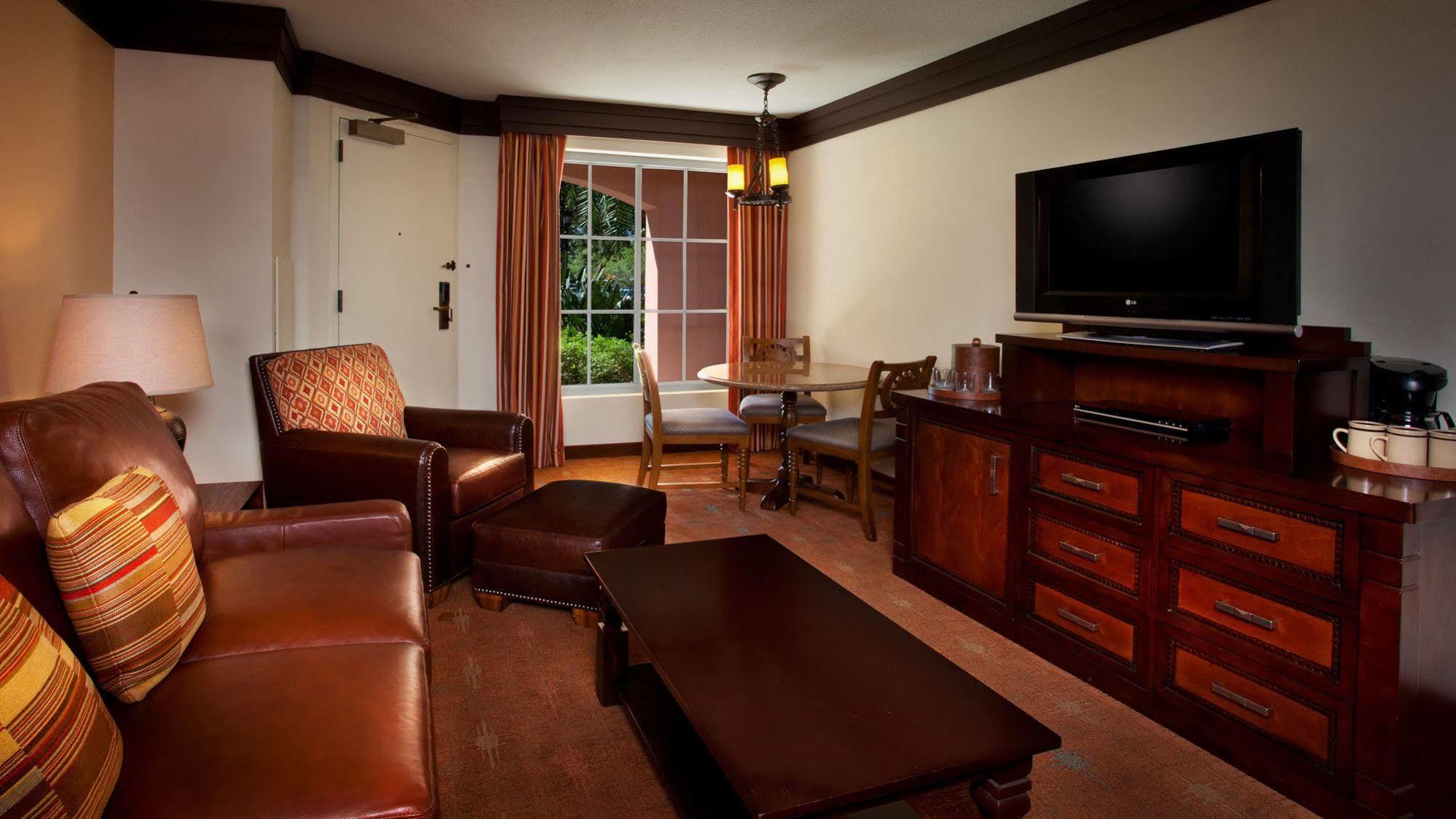 Disney's Coronado Springs Hotel 3*