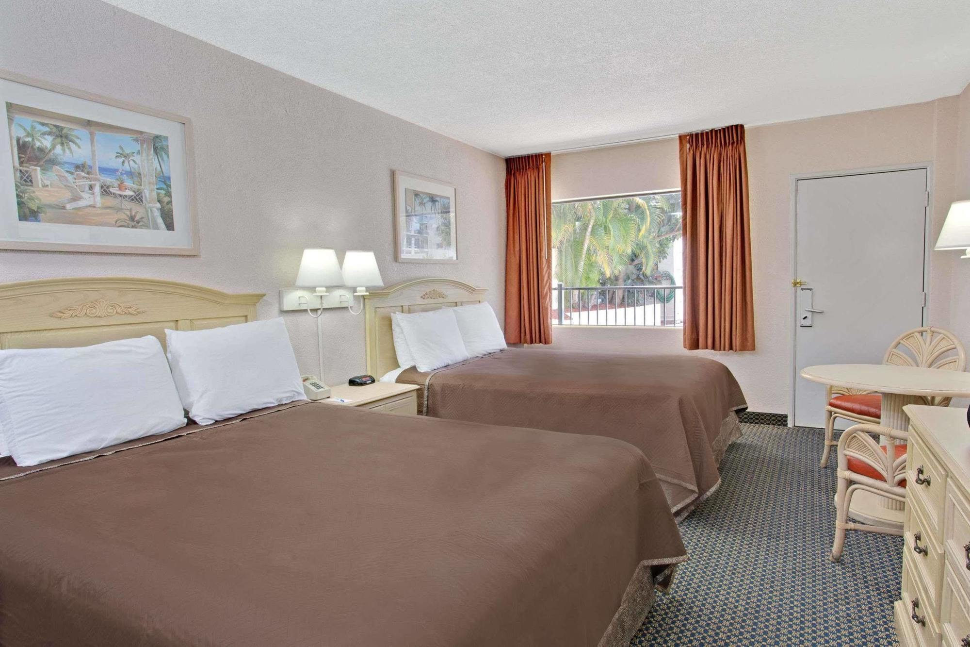 Motel Travelodge By Wyndham Downtown Centroplex
