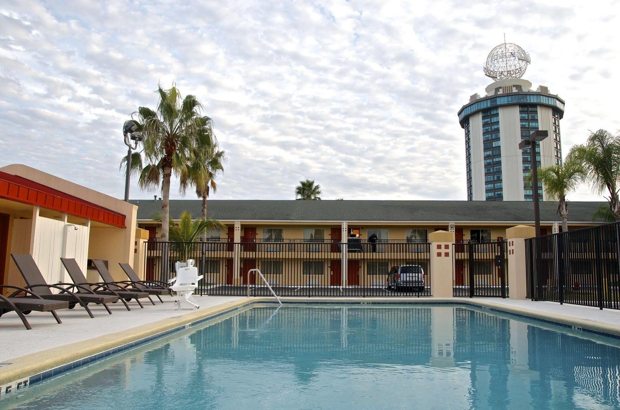 Super 8 By Wyndham International Drive Hotel Orlando
